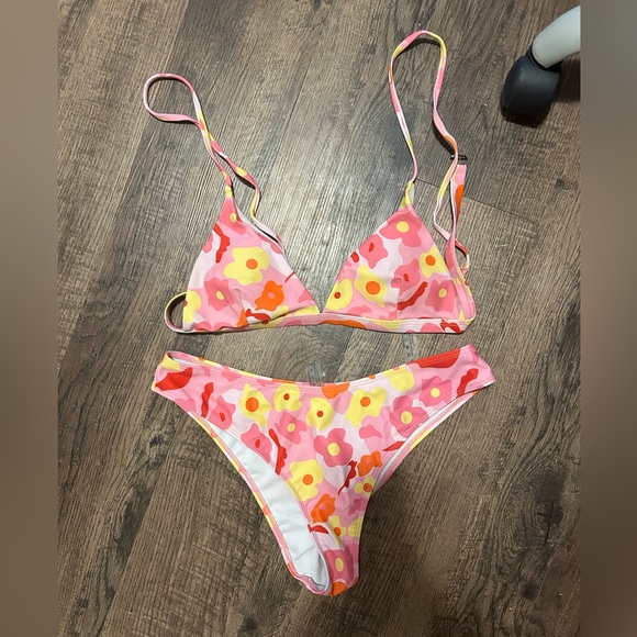 SHEIN swimsuit - Picture 1 of 1